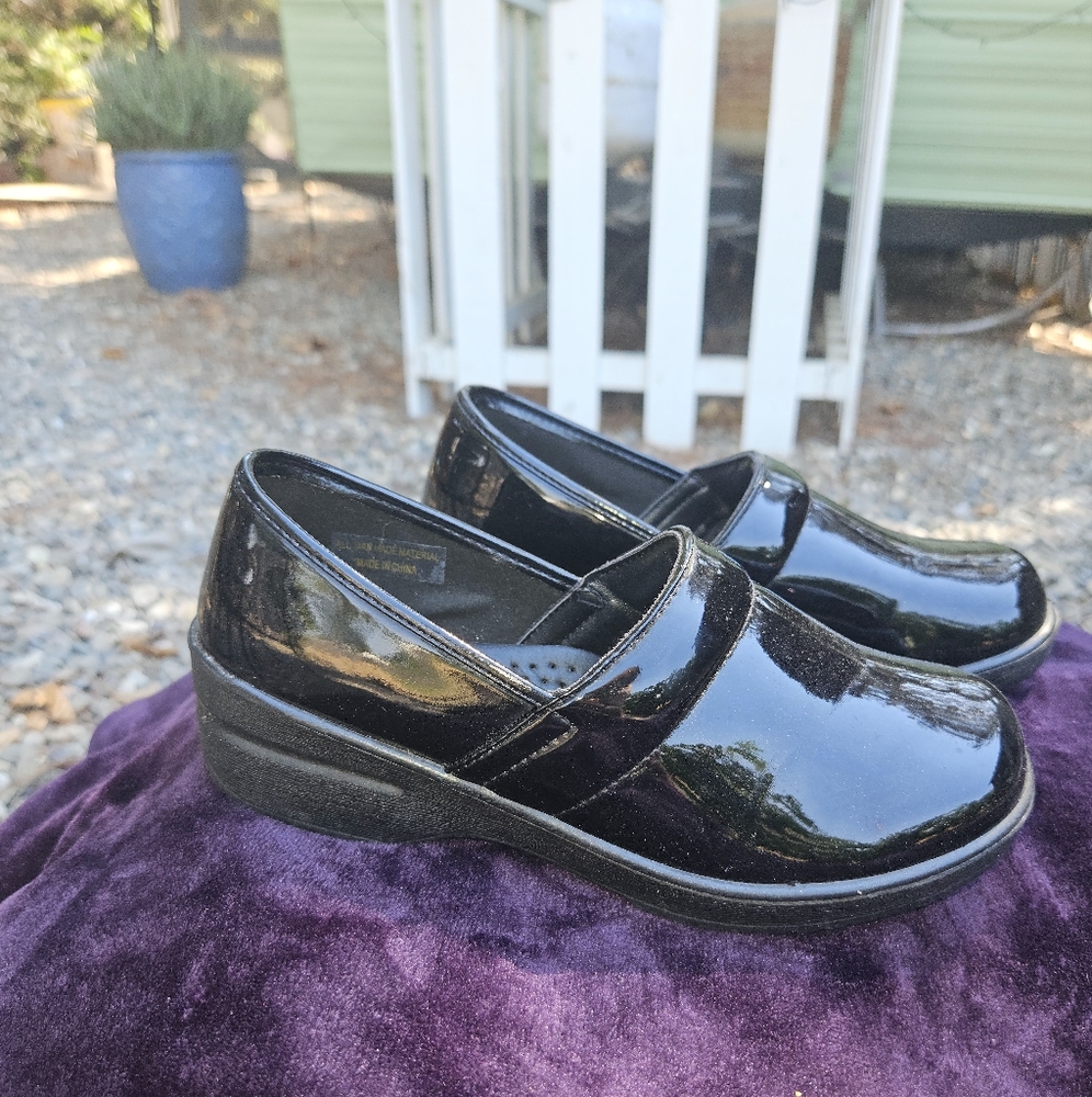 Black Rasolli 6.5 Patent Leather Women's Shoes New
